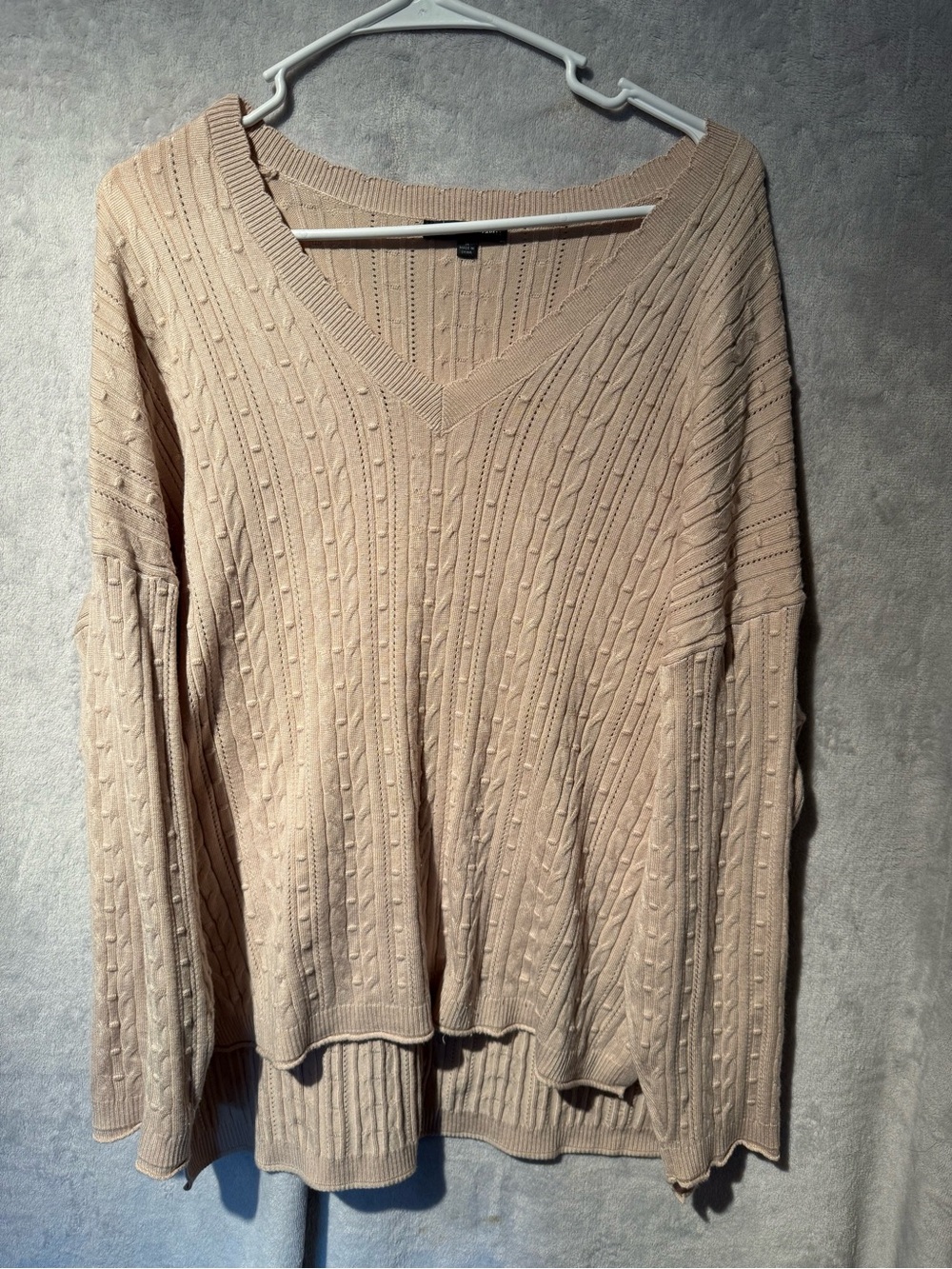 Adrianna Papell Light Beige V-Neck Cable Knit Sweater